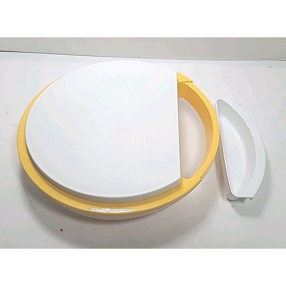 Complete Vintage Tupperware Yellow Grater Cutting Board Slicer Set - Picture 4 of 7
